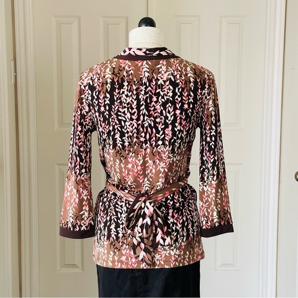 EUC BCBG  MAXAZRIA Jersey Top/ Size M - Picture 8 of 10